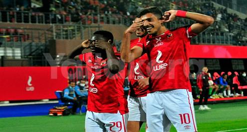 بهدف عالمي.. ميكيسوني يتقدم للأهلي أمام الاتحاد (فيديو)